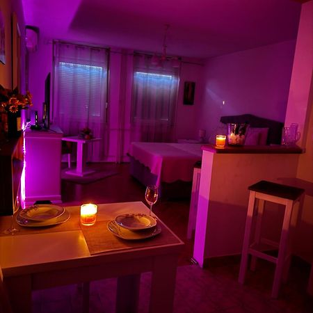 Post Apartmani - Sajam Novi Sad Bagian luar foto