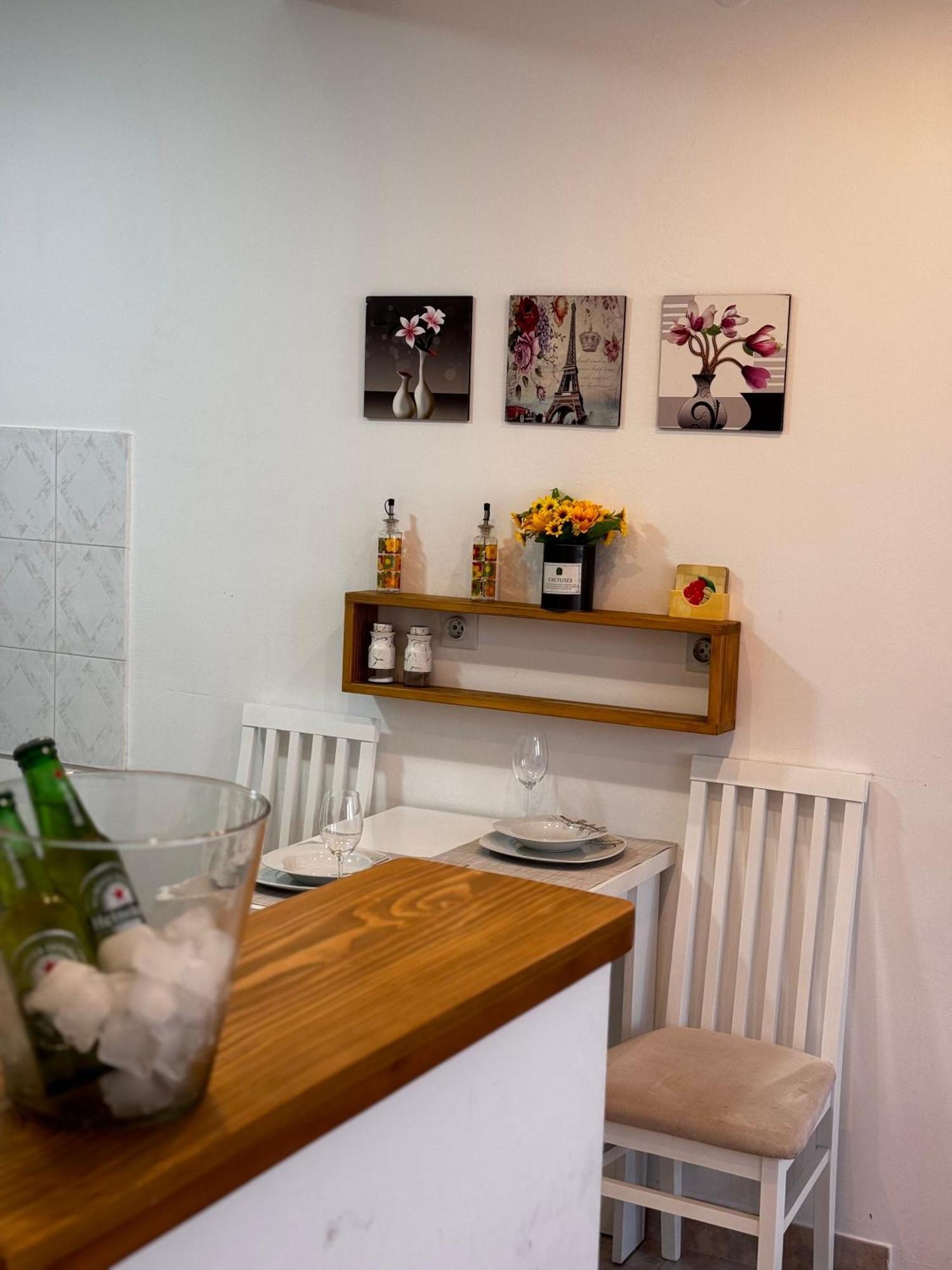 Post Apartmani - Sajam Novi Sad Bagian luar foto