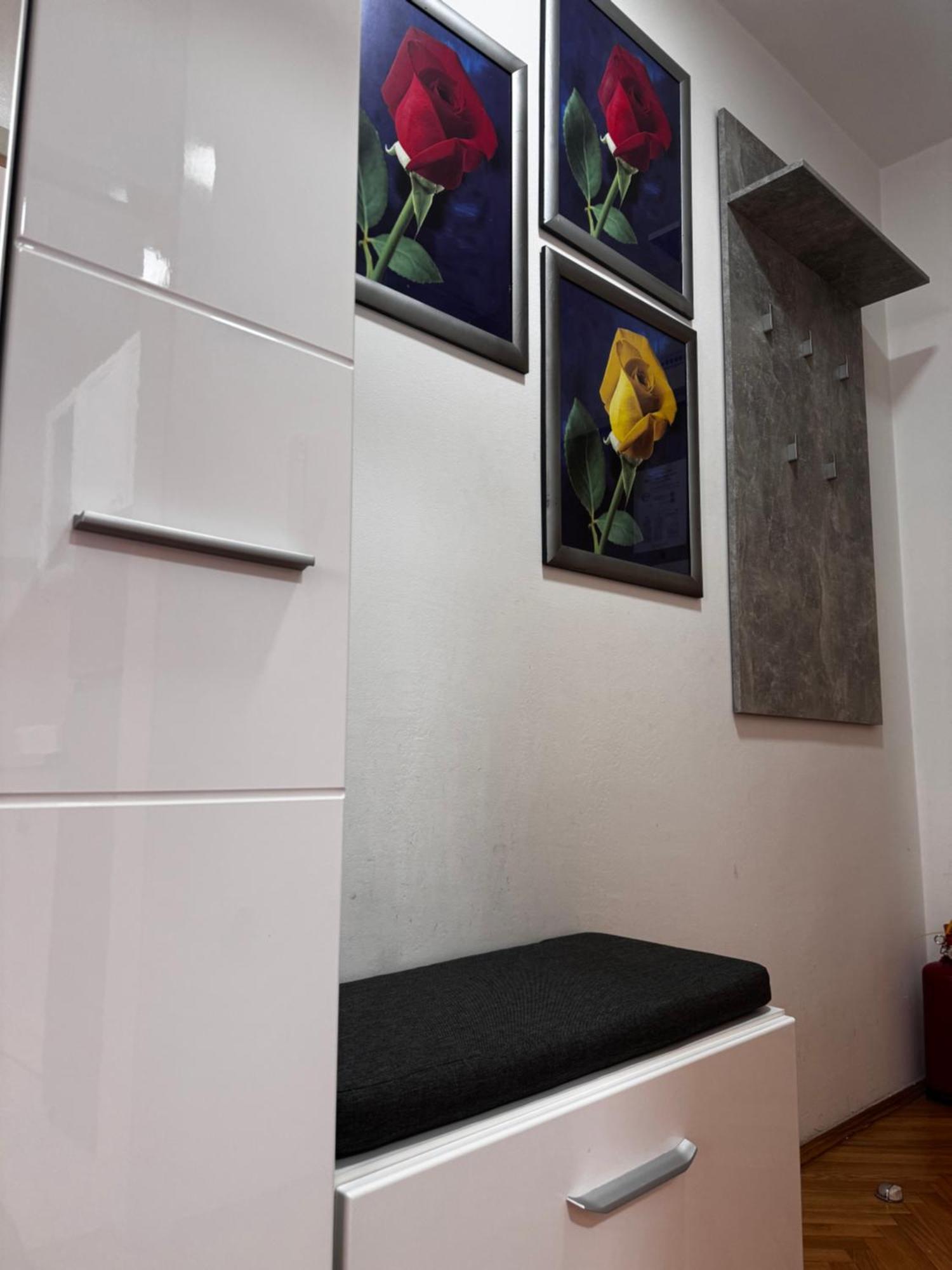 Post Apartmani - Sajam Novi Sad Bagian luar foto